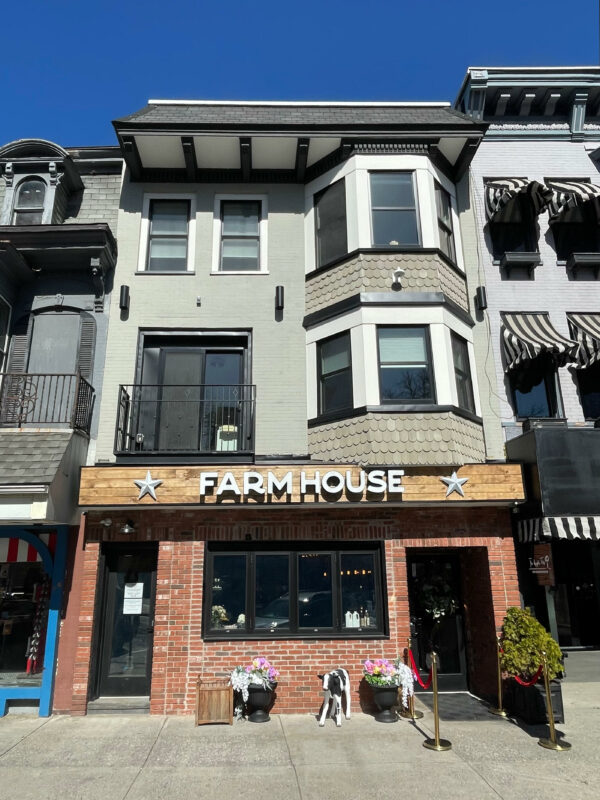 Front of 728 Main Street with Farmhouse on the first floor